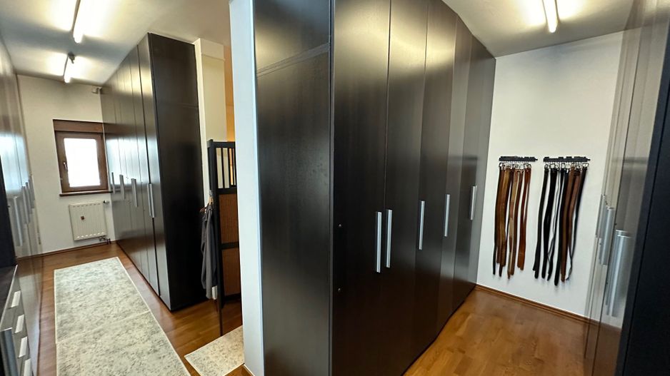 Casa calduroasa și primitoare  Dumbravita - Parc Primărie - Poză 8