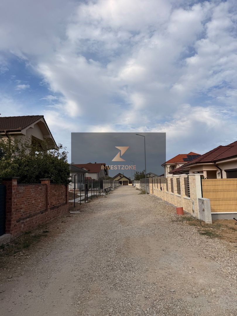Sânmartin 1000mp cu utilități între case - Poză 4