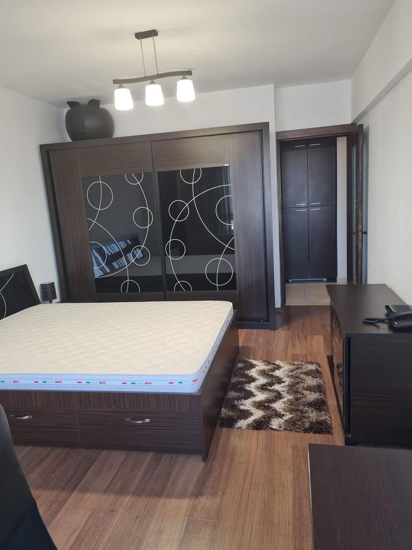 De inchiriat apartament cu 2 camere, bloc Vega, str. Tecuci, 550 euro - Poză 5