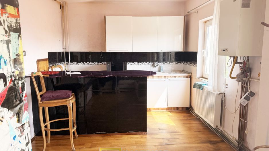 Apartament 3 camere spațios | Etaj 2 | Zonă Tic Tac – Str. Poetului - Poză 2