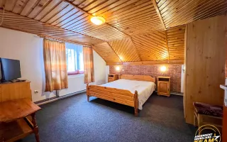 Pensiune in decor fermecator, loc de istorie si legenda, Moieciu de Jos, Bran - Poză 34
