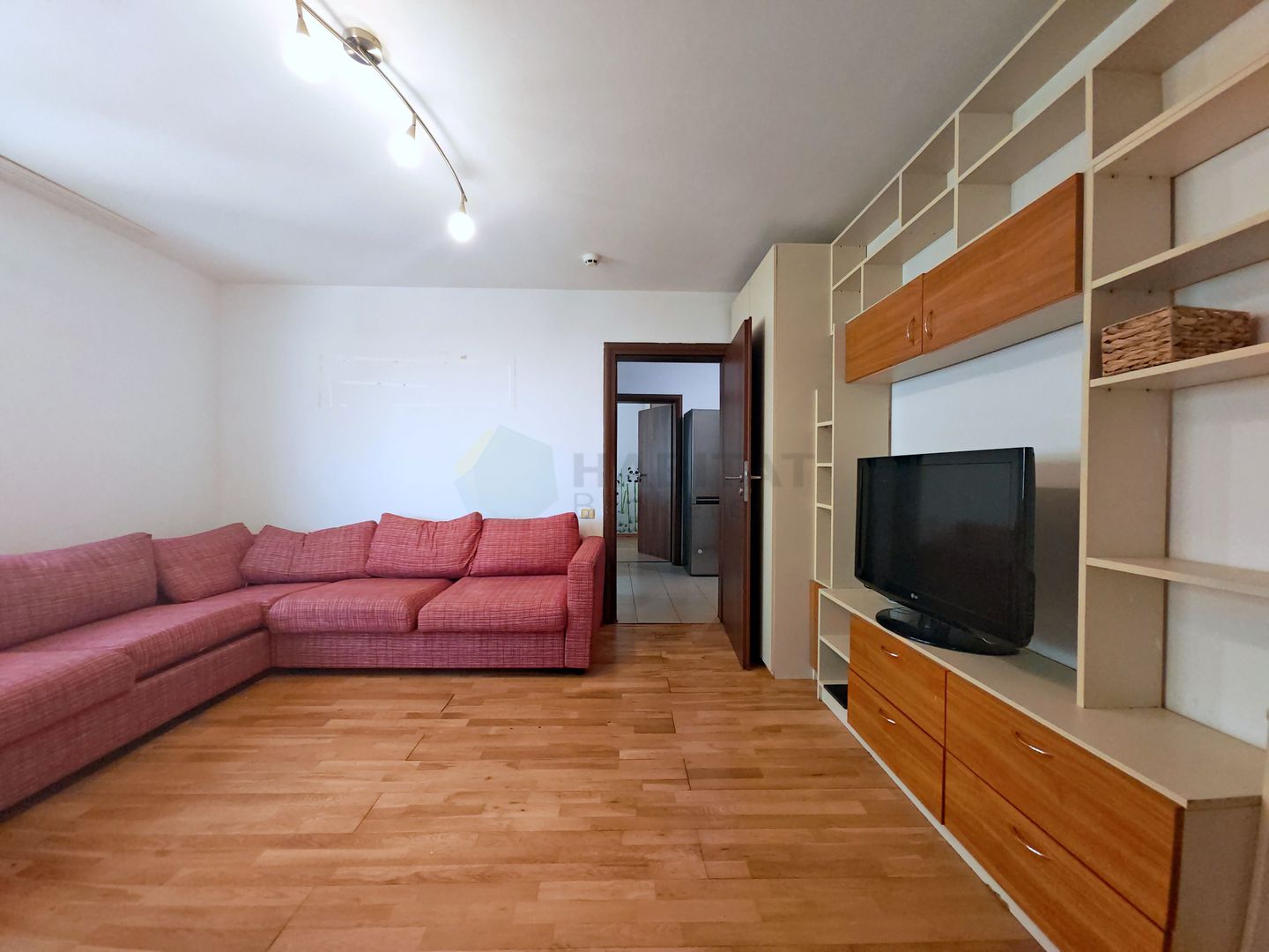 Apartament cu trei camere in inima cartierului Titan - Poză 12