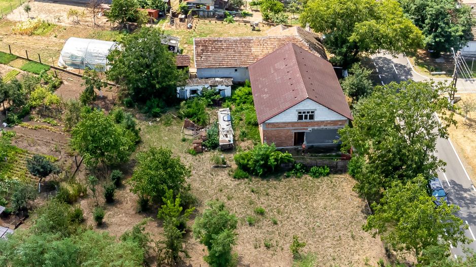 Casă de vânzare în Macea, la câțiva pași de Castelul Csernovics - Poză 2