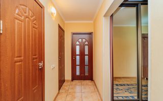 Apartament cu 3 camere - Poză 5