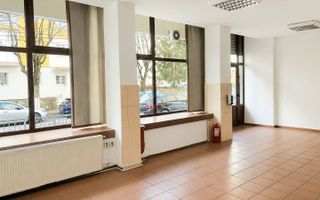 SPAȚIU COMERCIAL 102 MP | VALEA AURIE | VITRINE 8 ML | TRAFIC PIETONAL - Poză 1