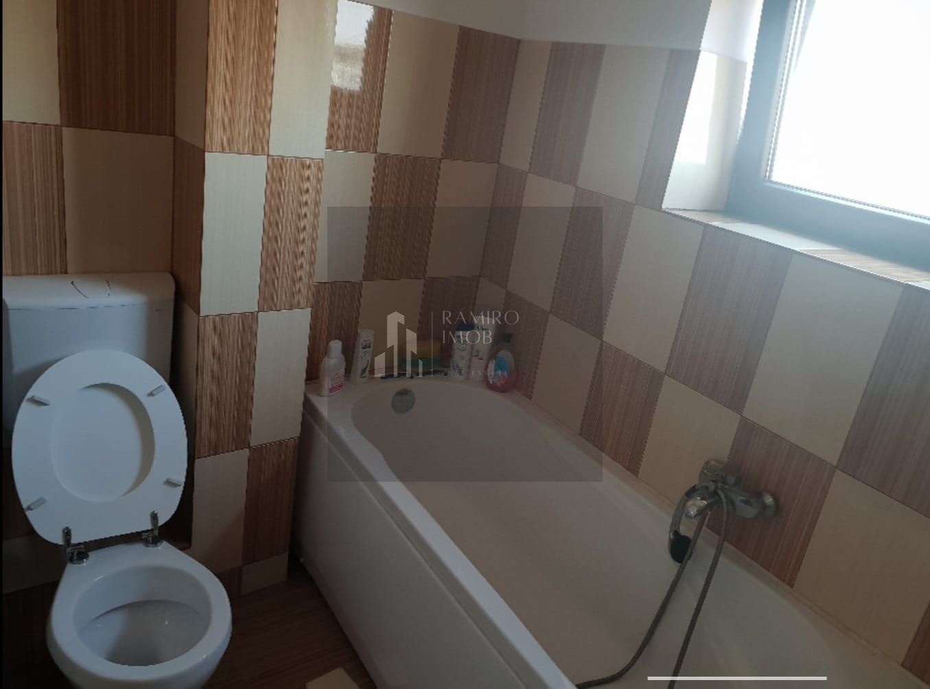 Apartament 2 camere cu scara interioara bloc nou  Giurgiului - Poză 15