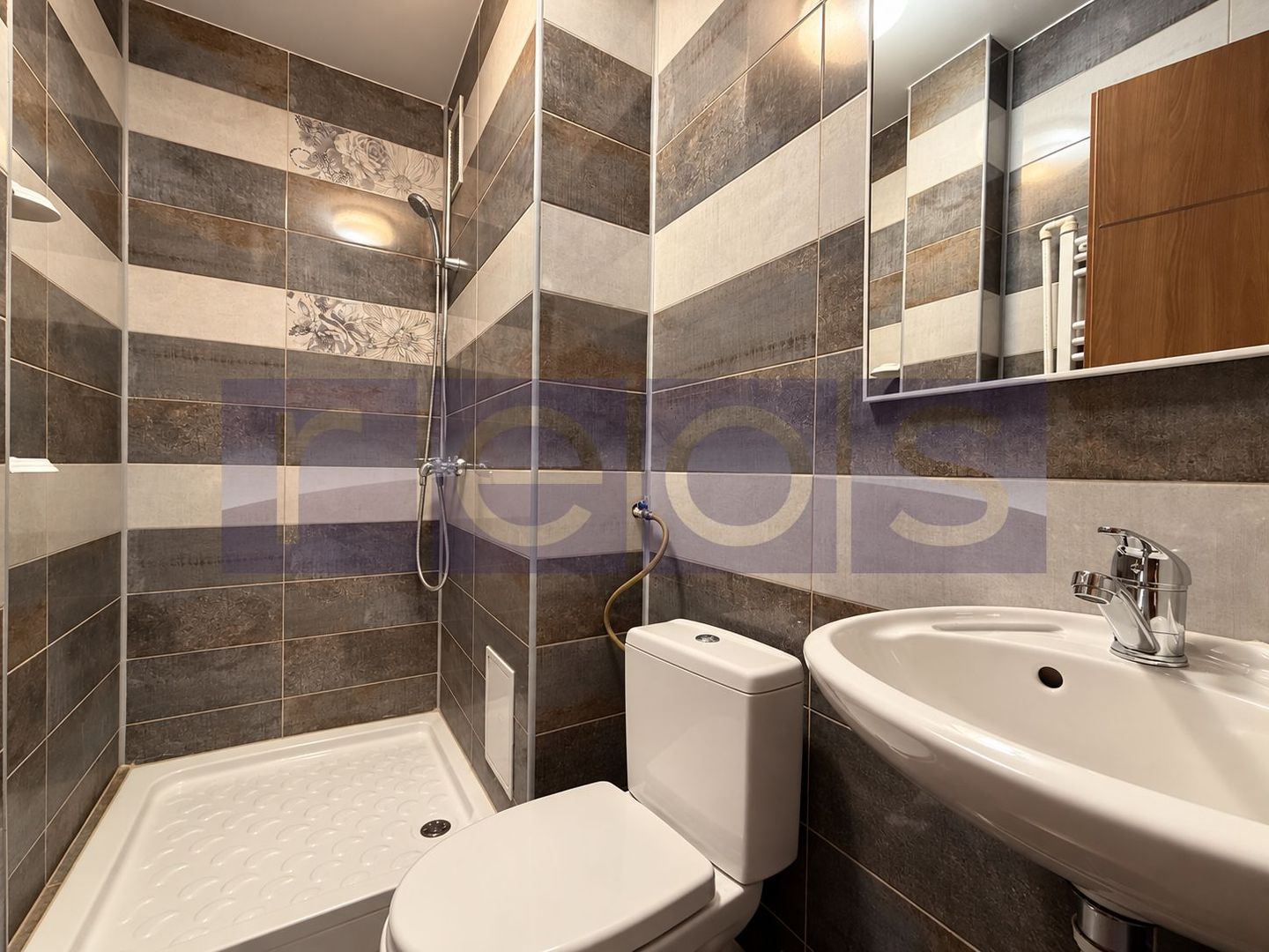APARTAMENT 4 CAMERE | DECOMANDAT | 2 BAI | BLOC REABILITAT | PARCUL HERASTRAU - Poză 9
