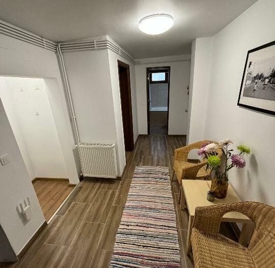 Casa/Vila P+1 individuala cu 3 camere - zona 1 Mai - Poză 3