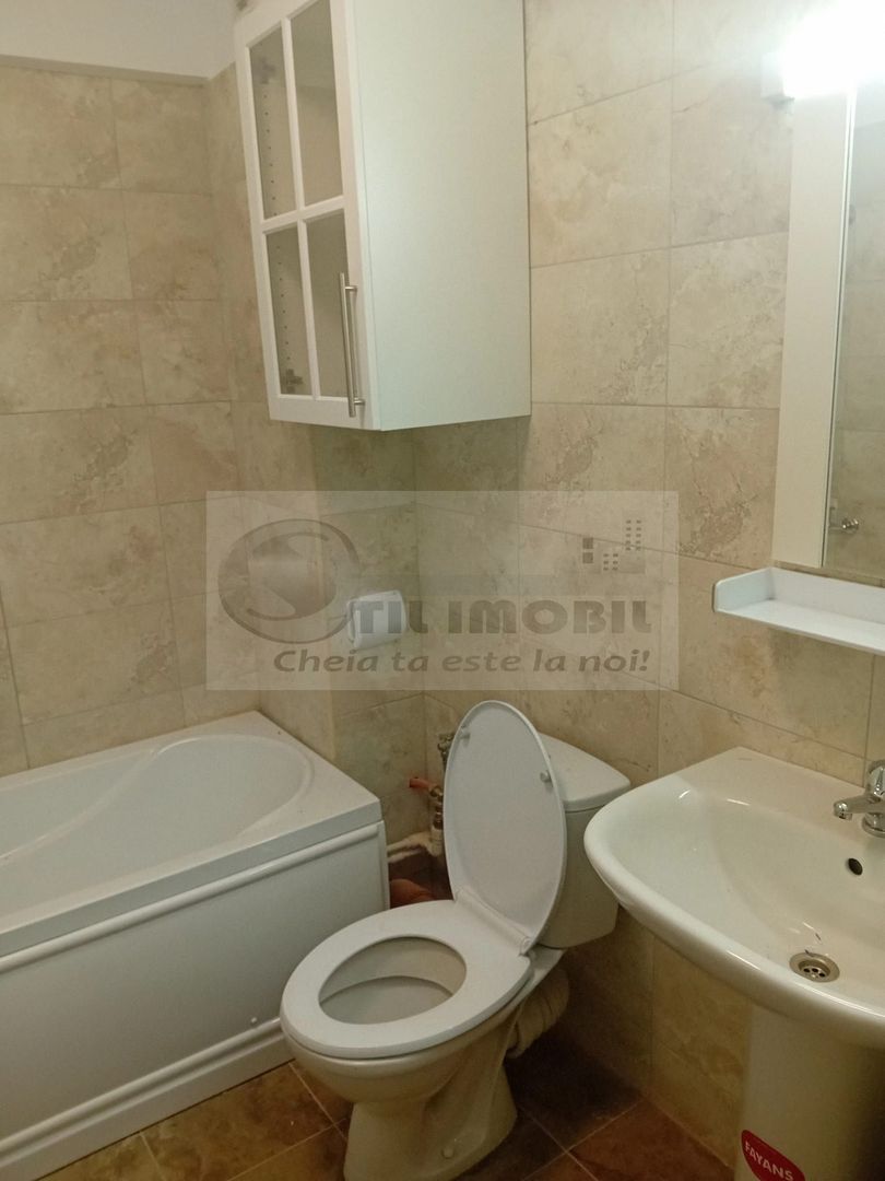 2 CAM DECOMANDAT BUCIUM LIDL LOC PARCARE PRIMA INCHIRIERE - Poză 5