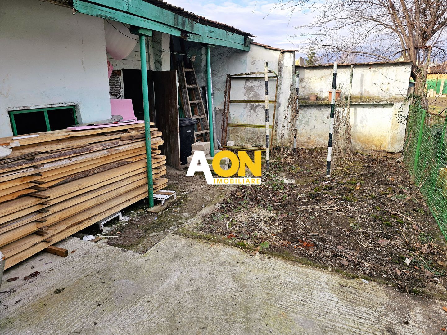 Casa 2 camere, bucatarie, baie, hol, 183 mp teren - Poză 12