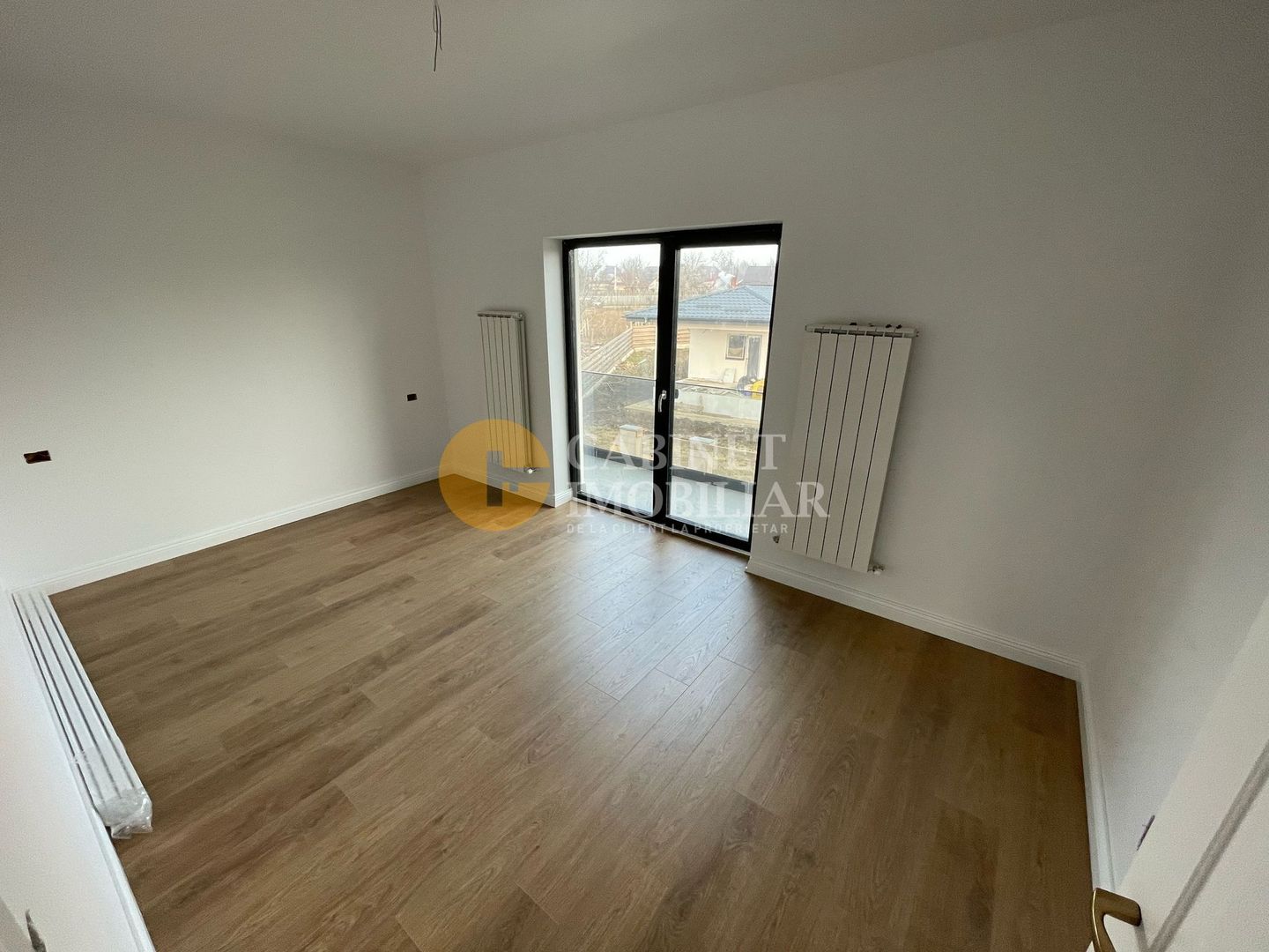 Vila Individuala LA ASFALT centru Aroneanu - 640mp teren - PREMIUM - Poză 8