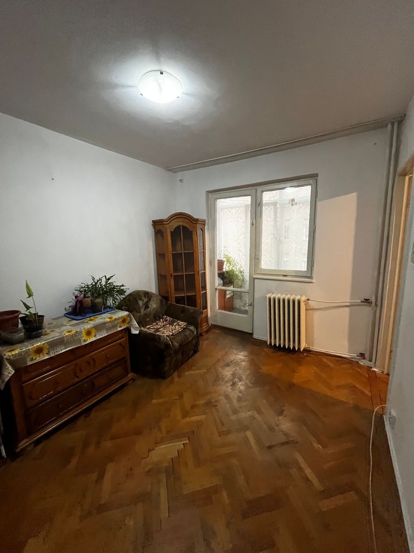 De vanzare apartament 2 camere Velenta - Poză 5