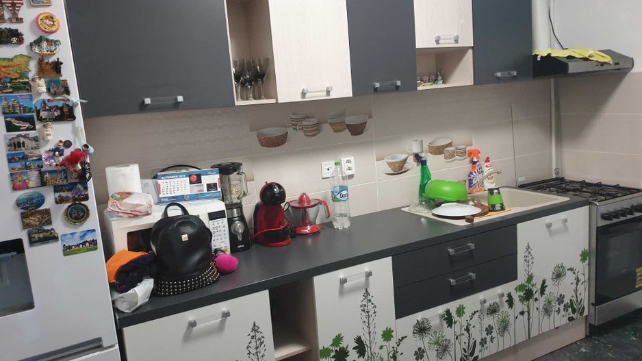 Vand garsoniera in casa nationalizata sector 3 - Poză 1