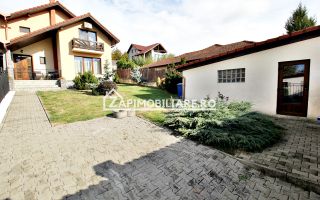 Casa 3 camere, 2 bai,1 garaj,teren 360 mp.zona Dambu Pietros - Poză 1
