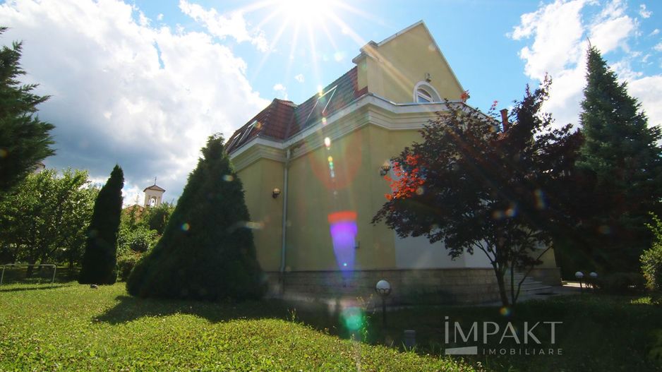 Casa individuala situata la 2 minute de Parcul Engels ! - Poză 1