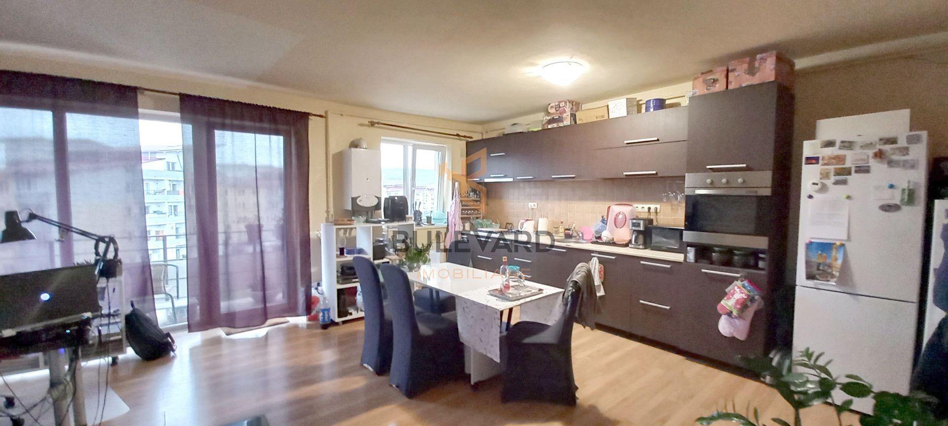 Apartament cu 2 camere+2 locuri de parcare! - Poză 1