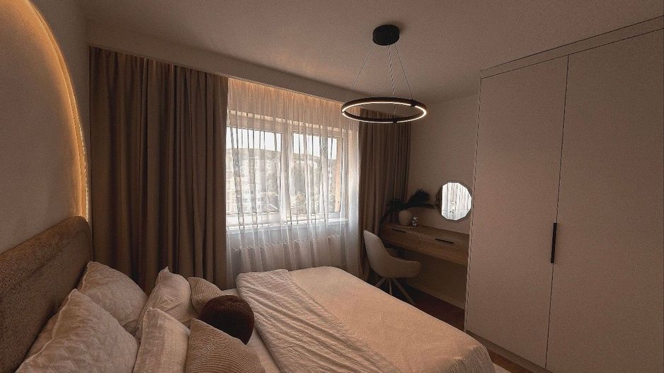 Apartament superfinisat | la cheie | bloc reabilitat | Primãverii - Poză 7