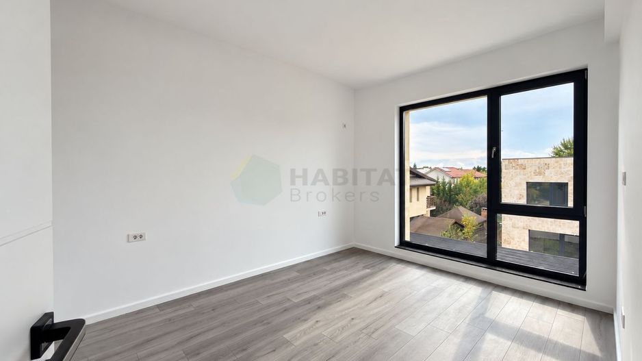 Vilă cu 6 camere, teren 500 mp, Tunari-zona Primariei - Poză 4
