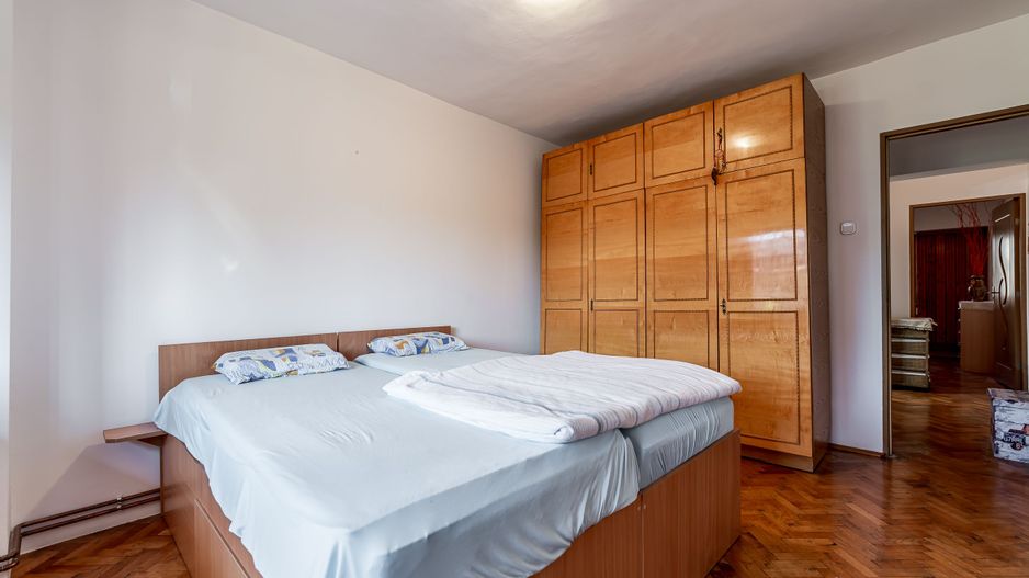 Apartament 3 camere, etaj 1,  zona Băncilor / Podgoria - Poză 8