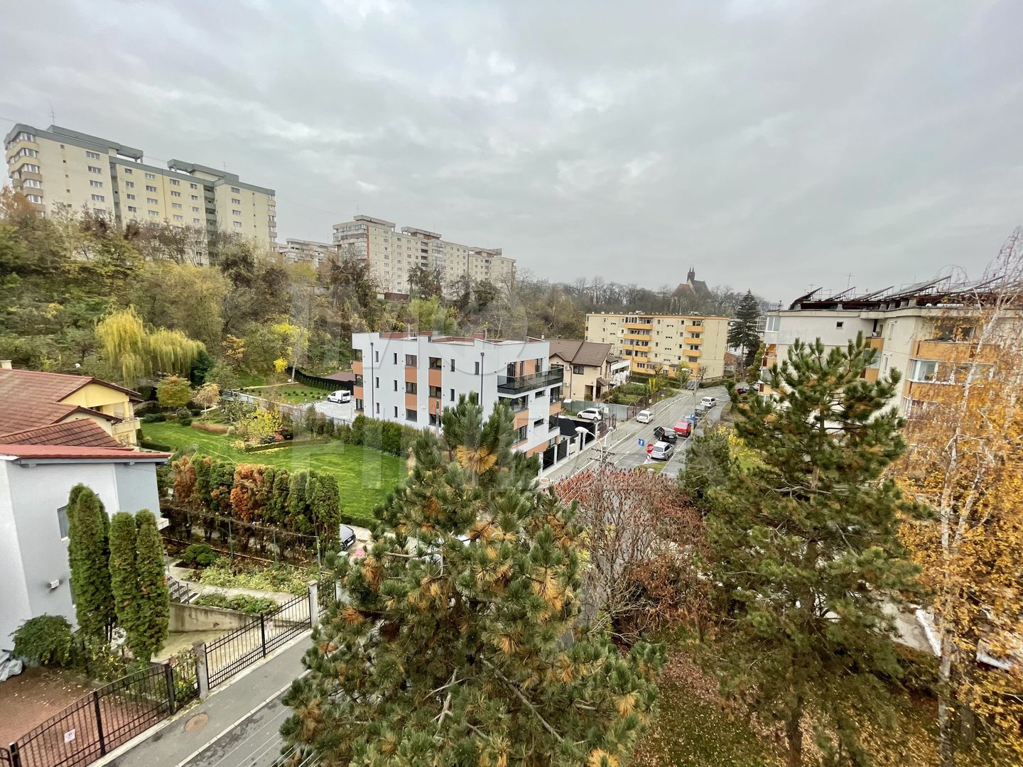 Vanzare apartament 3 camere, decomandat, Plopilor - Poză 12