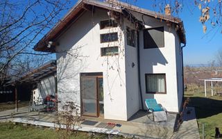 Vila/Casa de vanzare in zona linistita/ Sacele - Poză 1
