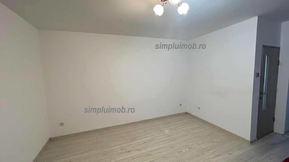 VANDUT ! Garsoniera  Metrou Dristor renovata complet - Poză 8