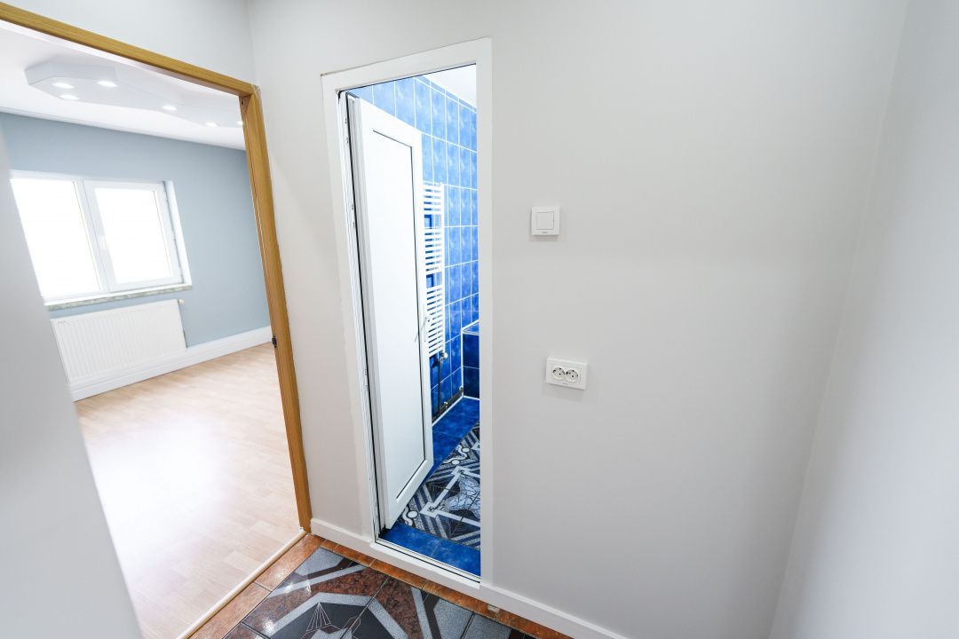 Apartament 4 camere renovat, bilateral, CT, Craiovita Noua - zona Kaufland - Poză 25