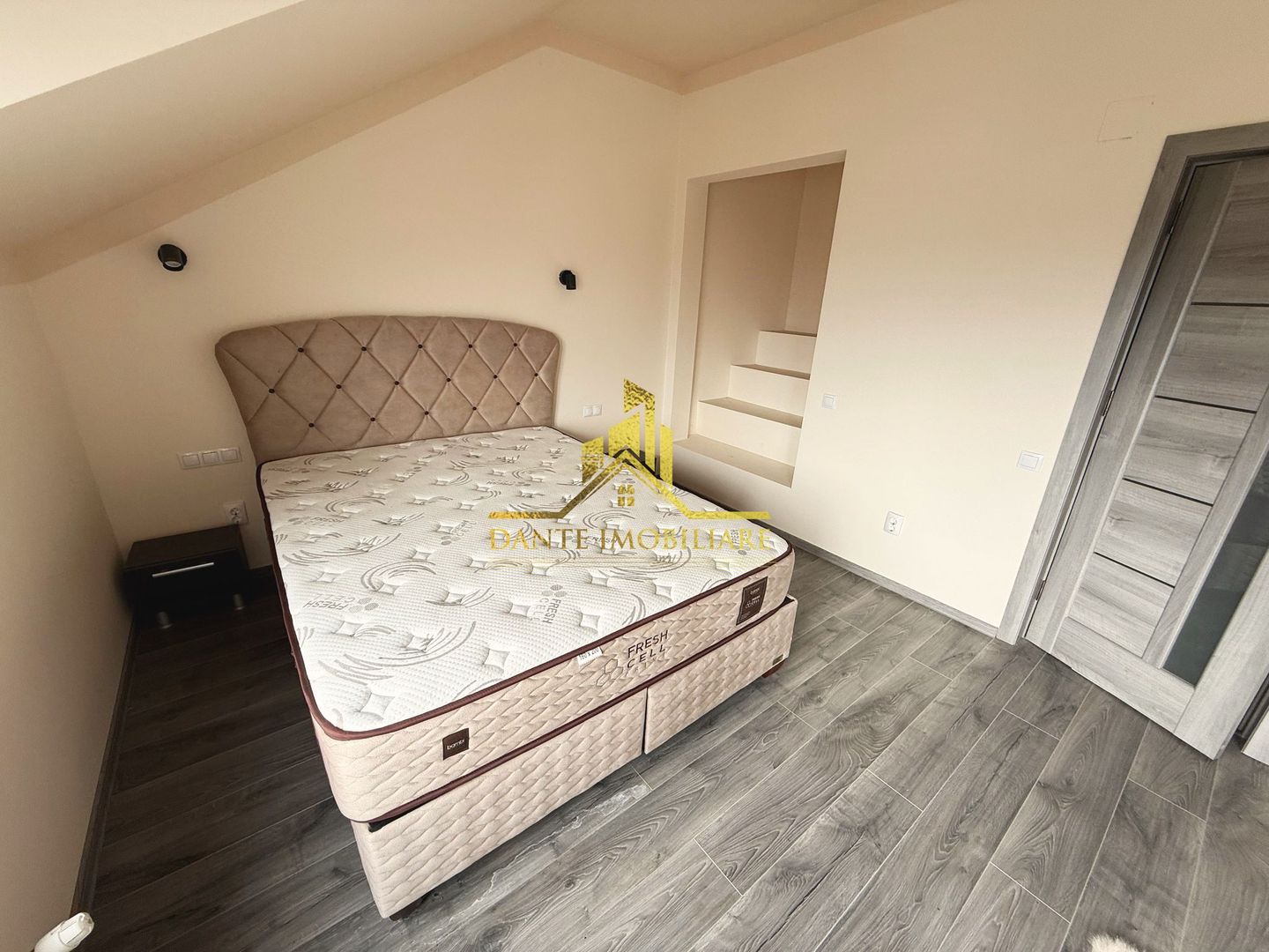 Duplex, 5 camere ultrafinisat, spatios, luminos ,parcare, Iris, Auchan - Poză 15