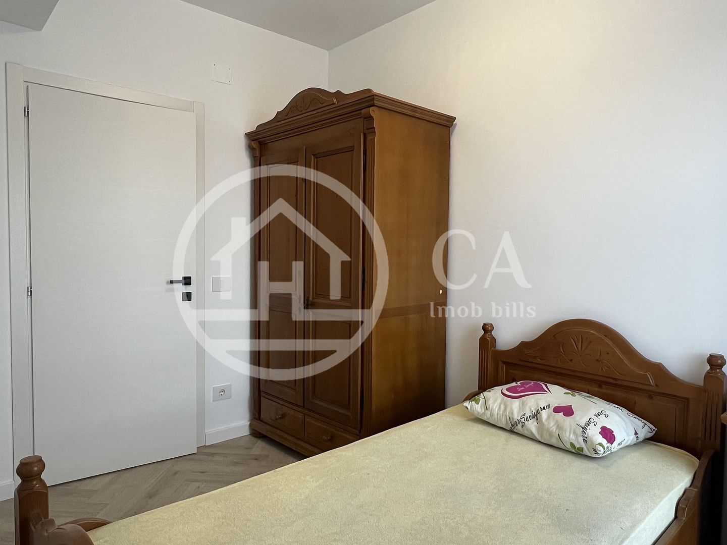 Apartament cu 3 camere de inchiriat in Prima Arena Oradea - Poză 10