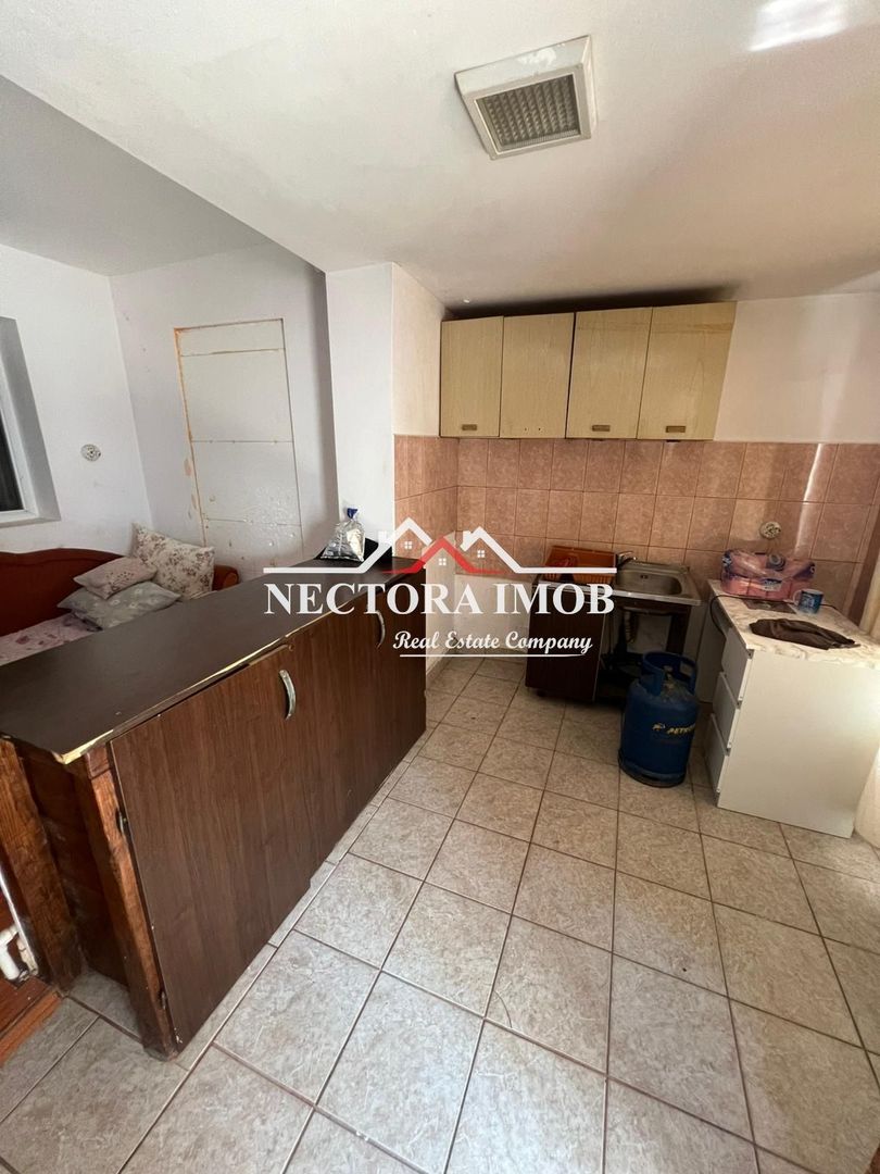 NECTORA IMOB-Casa 5 camere, 2 bai, 2 terase, 180 mp, Episcopia,Utilata - Poză 12