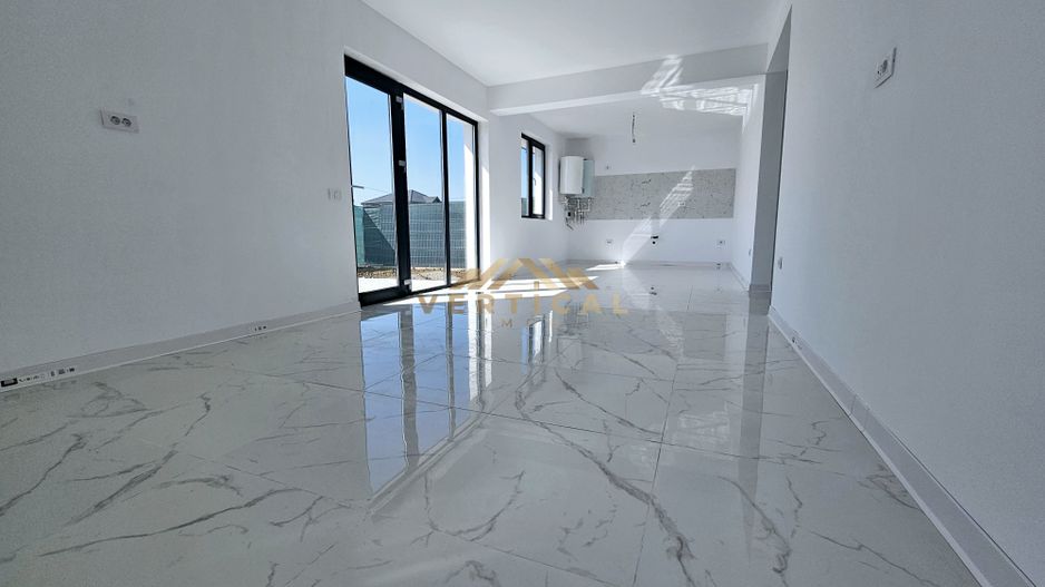 Casa parter cu 4 camere - comuna Berceni - Poză 7