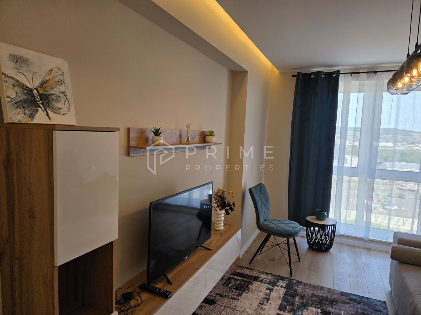 De închiriat – Apartament nou, 2 camere, mobilat lux, Maurer Residence - Poză 1