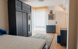 Vila superba cu cinci camere zona centrala - Poză 18