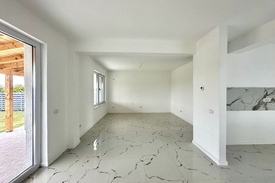 Vilă nouă, P+1E, Corbeanca, lângă Paradisul Verde, comision 0 - Poză 3