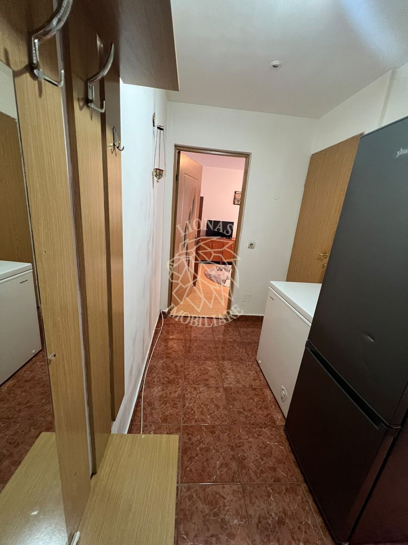 Apartament 2 camere-etaj 2-balcon-Zona Lama - Poză 5