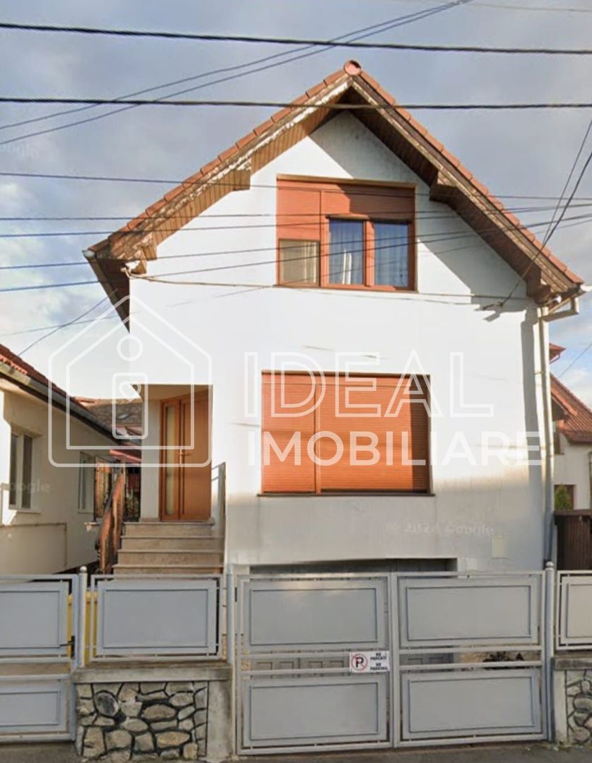 Casa Individuala cu 4 camere si garaj, zona Strand - Poză 1