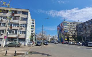 2 camere langa Metrou Eroii Revolutiei - Poză 1