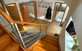 Casă de vânzare 4 camere | Lupeni, Sibiu | 141 mp utili, teren 676 mp - Poză 12