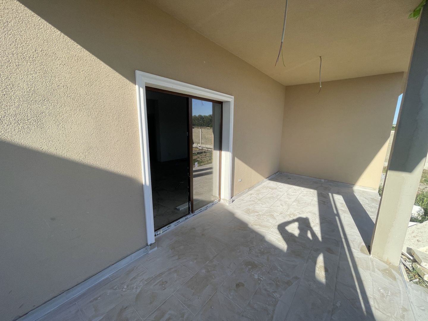 Giroc-Bld. Aviatiei | 5 camere | 3 bai | Bucatarie inchisa - Poză 2