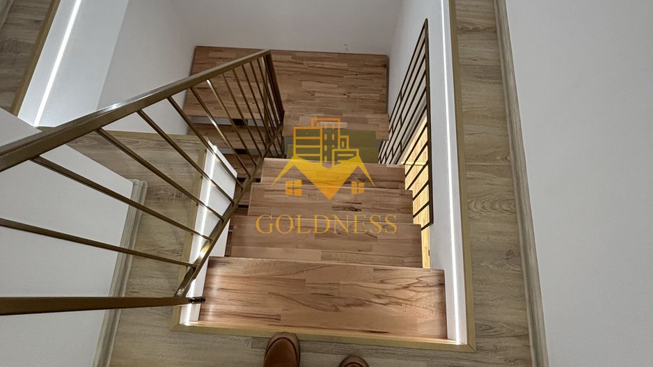 Duplex lux, de închiriat, 5 camere, parcare, curte, terasă,220mp teren - Poză 7