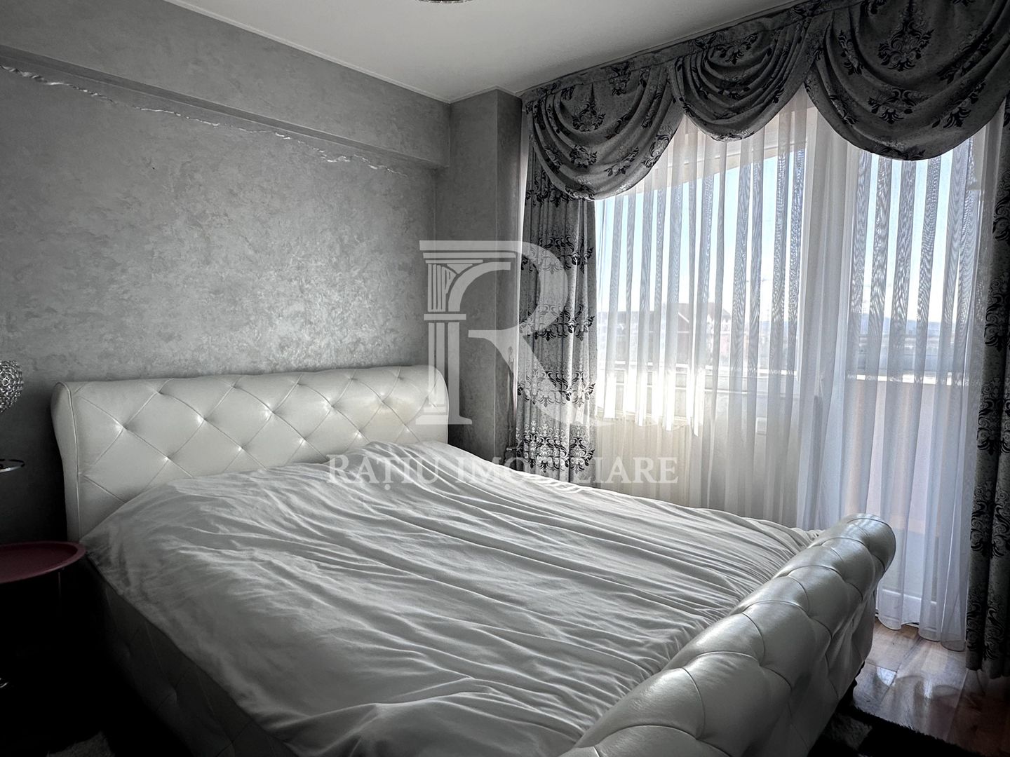 Apartament cu 3 camere | Nufărul Plaza | Vedere panoramică | Oradea - Poză 8