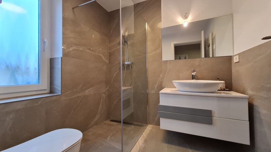 Casă ultrafinisata in zona Parcului central Dumbravita - Poză 12