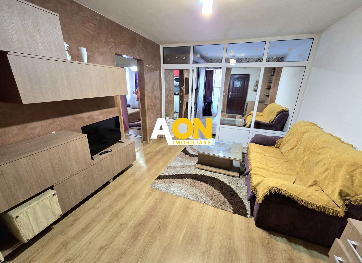 Apartament cu 2 Camere, Etaj 1, Zona Cetate - Poză 1