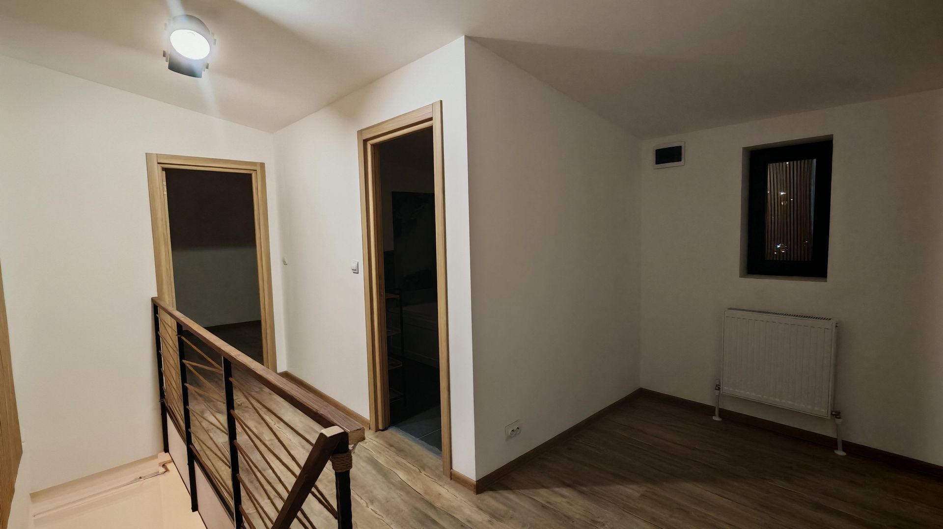 Corp de casa P+M 4 camere , Racadau Carpatilor -LIDL- ,curte comuna. - Poză 15