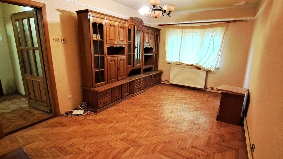 Apartament decomandat de vânzare in Lugoj zona Cotul Mic - Poză 1