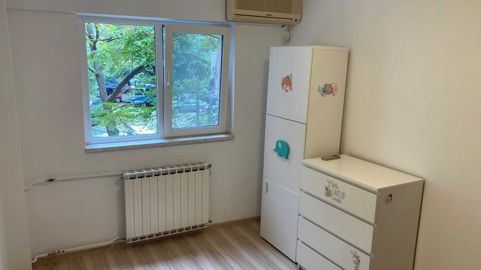 De inchiriat apartament cu 3 camere , Tineretului sector4 - Poză 4