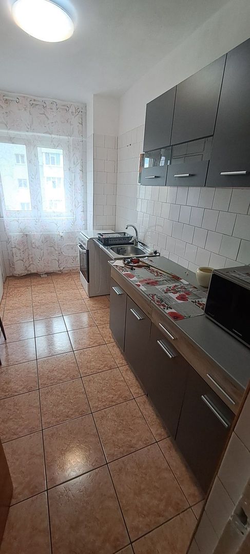 2 camere decomandat, 6 min metrou, internet inclus, bloc anvelopat - Poză 5