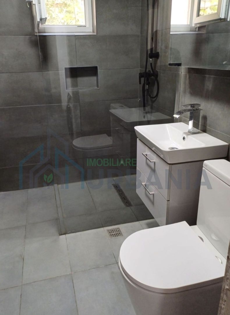 Apartament 3 camere,# - Poză 1