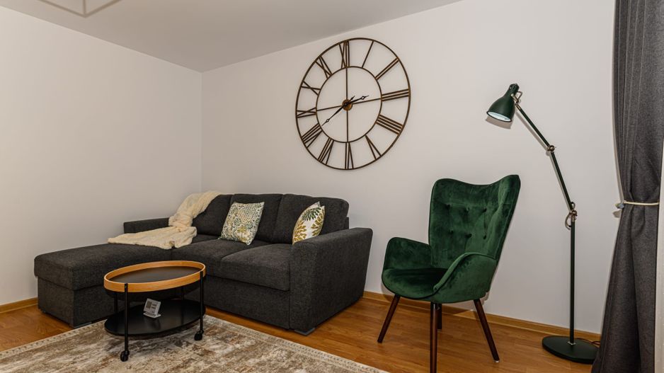 Cartier URBAN, lângă Mall Coresi, apartament 2 camere, mobilat, 550 euro - Poză 3