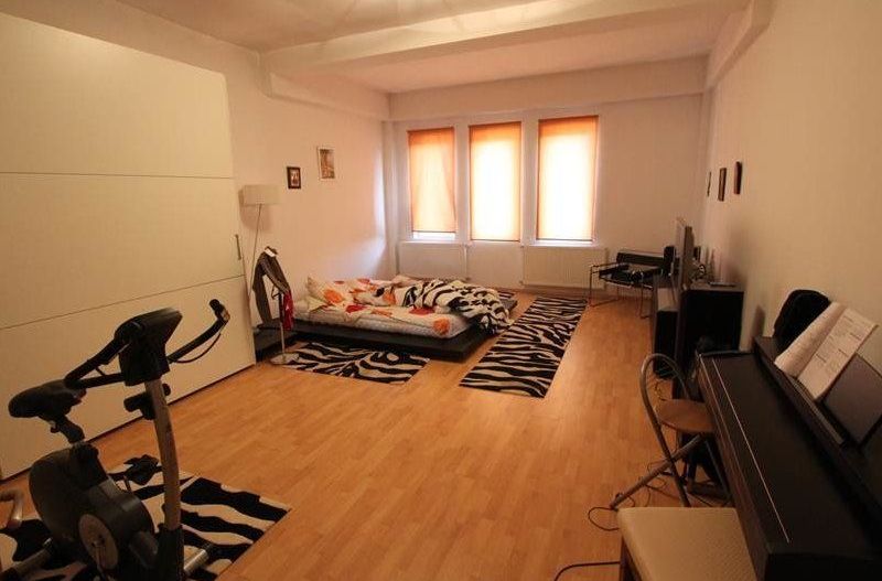 Vilă transformata în cămin pretabilă investiție - Poză 14